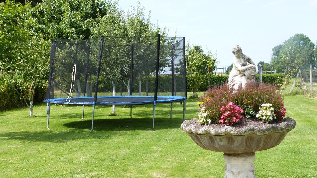 Gite Et Relais Equestre De Marie Tours-en-Vimeu Exteriér fotografie